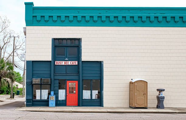 Best Portable toilet rental cost  in Salina, OK